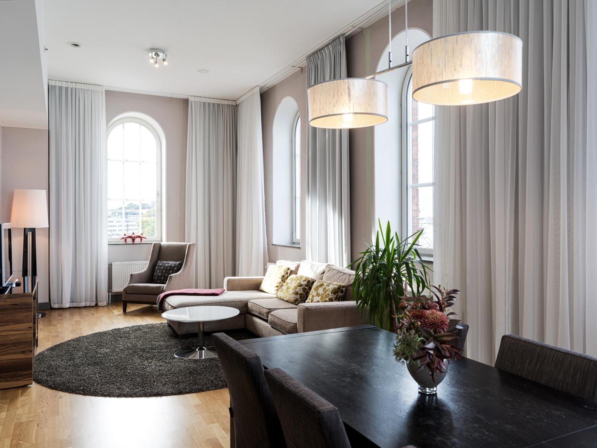 Elite Marina Tower, & Hotelli 4*
